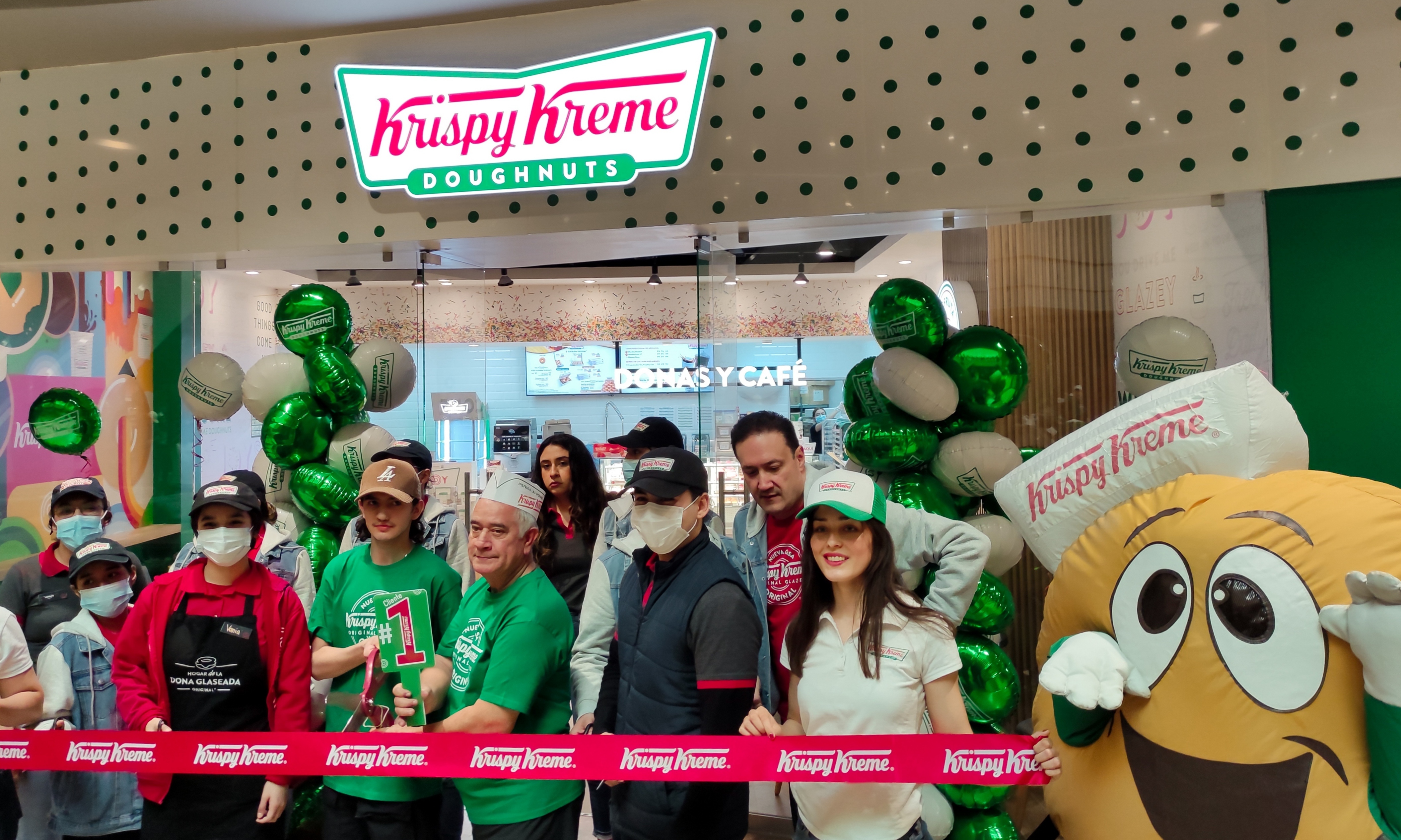 Krispy Kreme inaugura nueva sucursal en Cuatro Caminos
