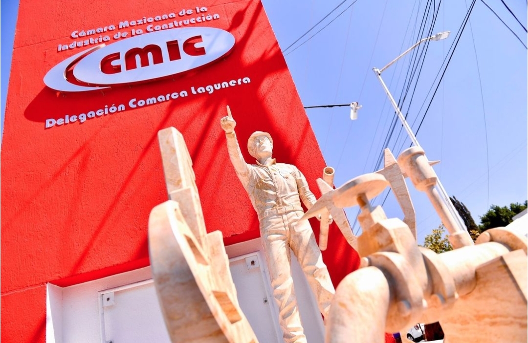 Celebran 51 Aniversario de la CMIC en La Laguna