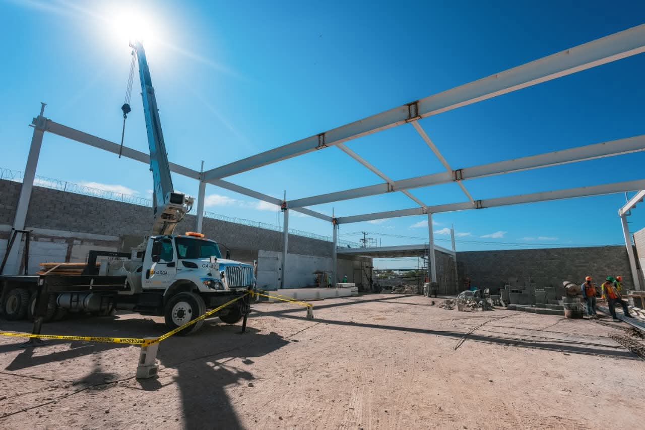 Inicia construcción del CEDIS La Esmeralda con inversión de 55 mdp